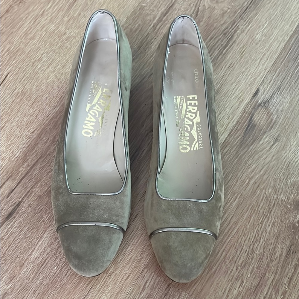 Ferragamo tan suede pumps with leather trim, size 7 1/2 narrow